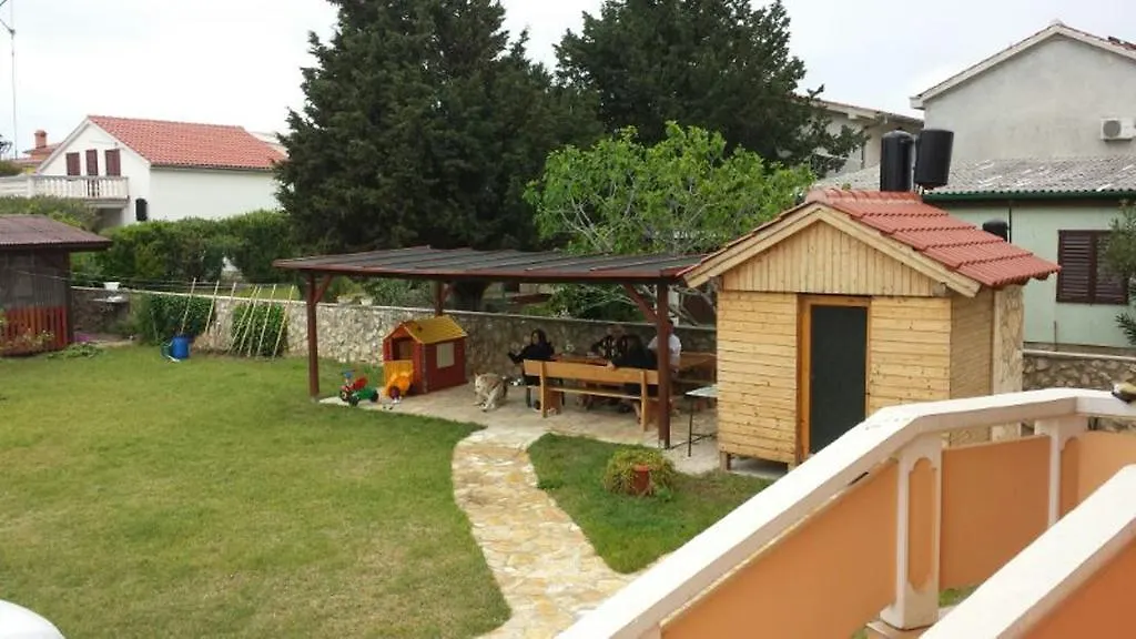 Apartment Babic Nin